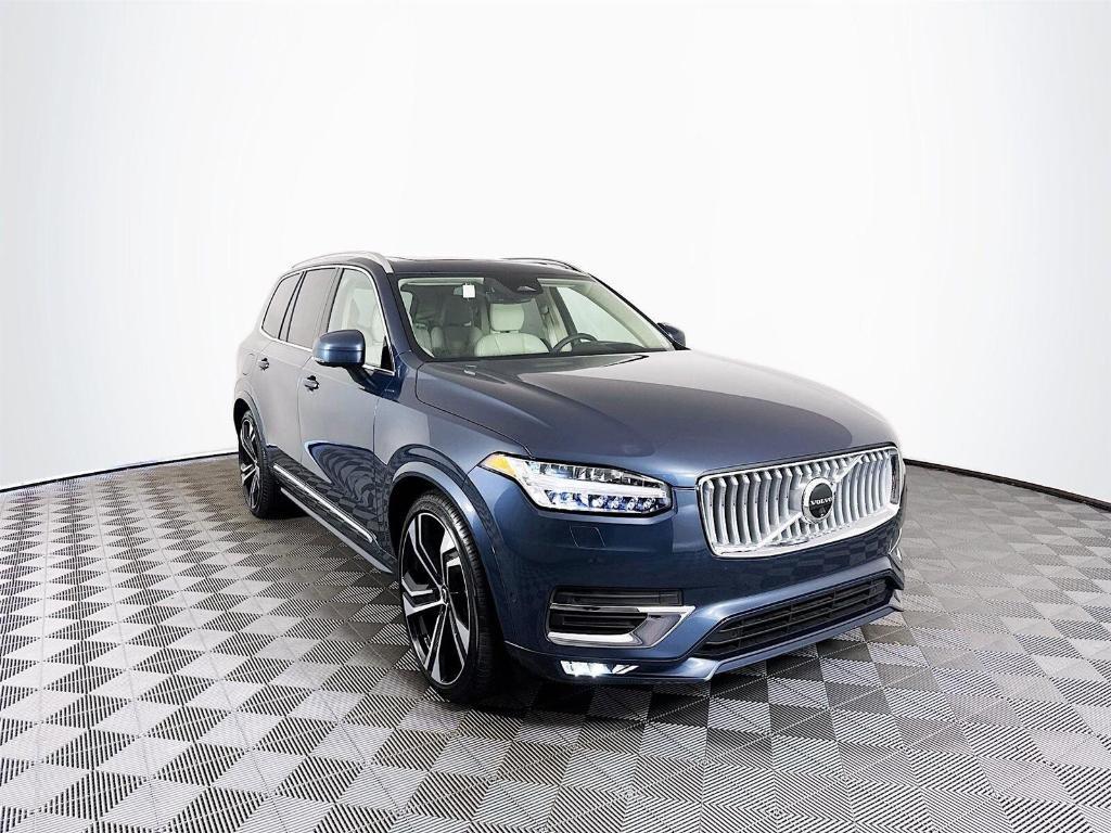 new 2025 Volvo XC90 car, priced at $68,217