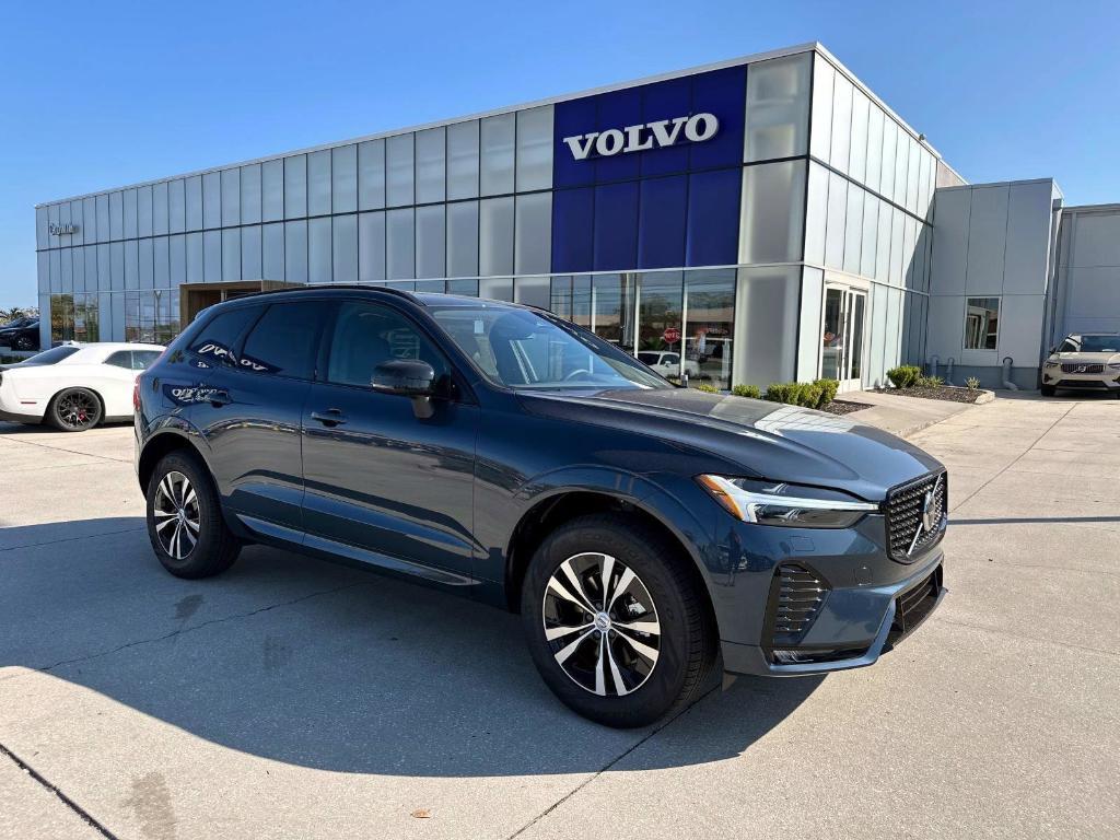 new 2025 Volvo XC60 car, priced at $49,095