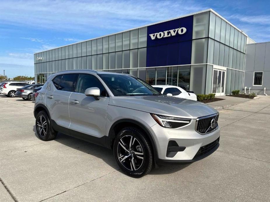 new 2024 Volvo XC40 car, priced at $39,980