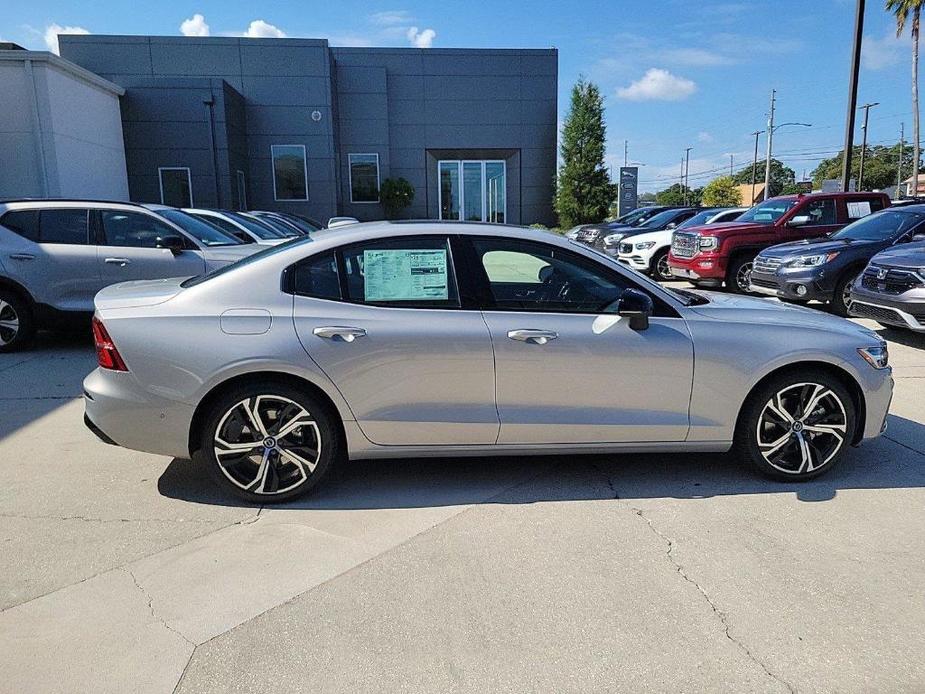 new 2024 Volvo S60 car, priced at $46,995