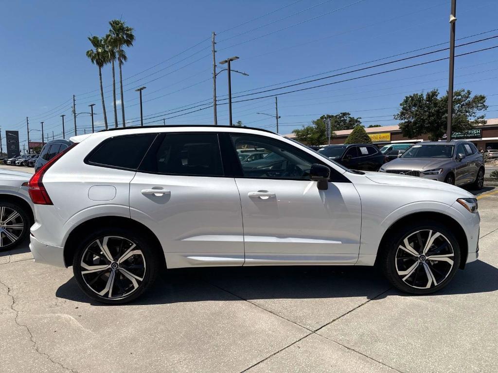 new 2025 Volvo XC60 car, priced at $60,660