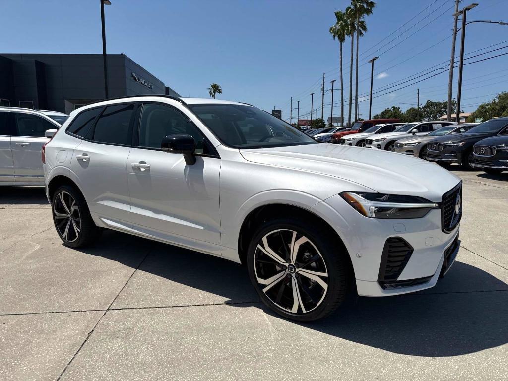 new 2025 Volvo XC60 car, priced at $60,660