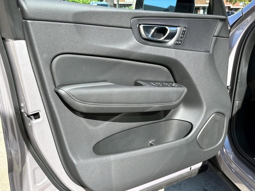 new 2026 Volvo XC60 car, priced at $50,995