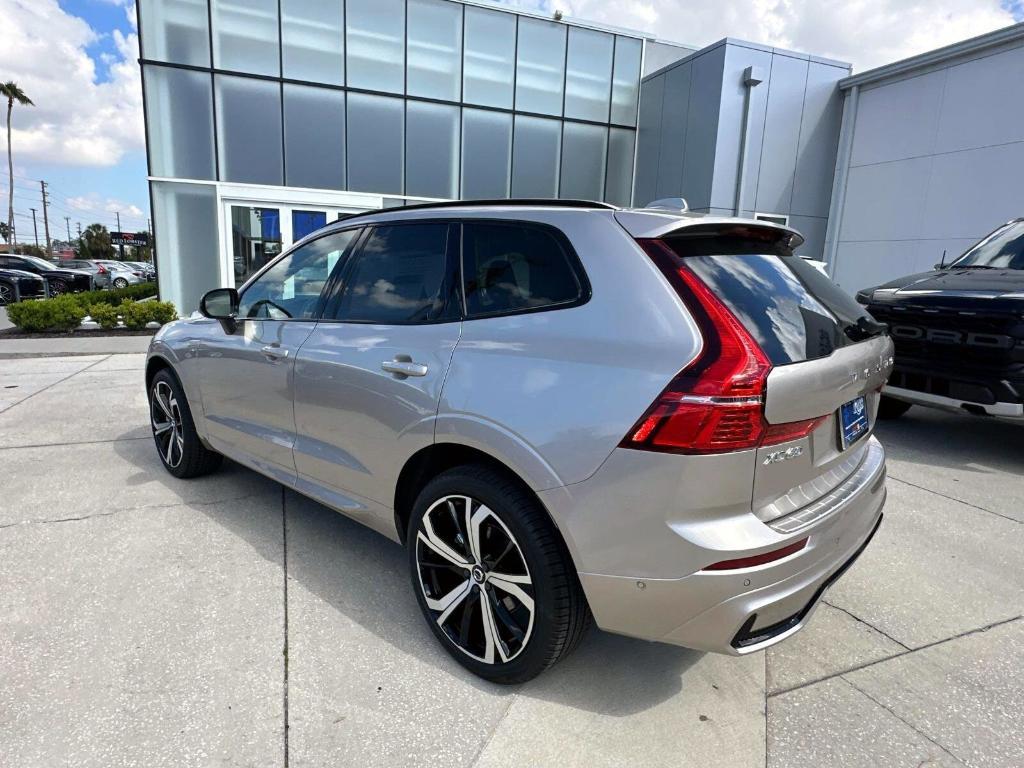 new 2025 Volvo XC60 car, priced at $59,910