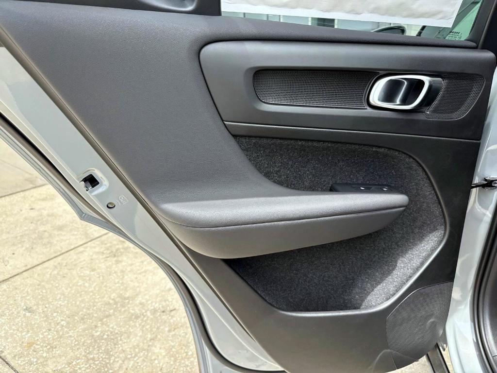 new 2025 Volvo XC40 car, priced at $45,465