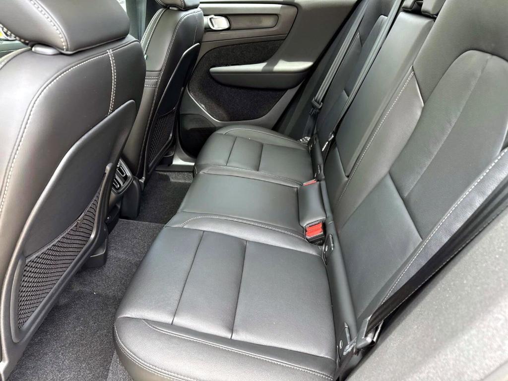 new 2025 Volvo XC40 car, priced at $45,465