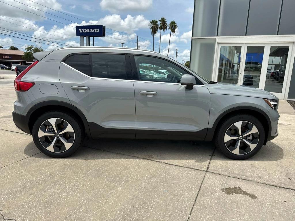 new 2025 Volvo XC40 car, priced at $45,465