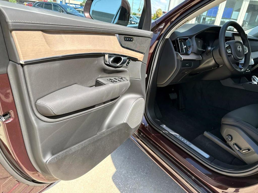 new 2025 Volvo XC90 car, priced at $60,245