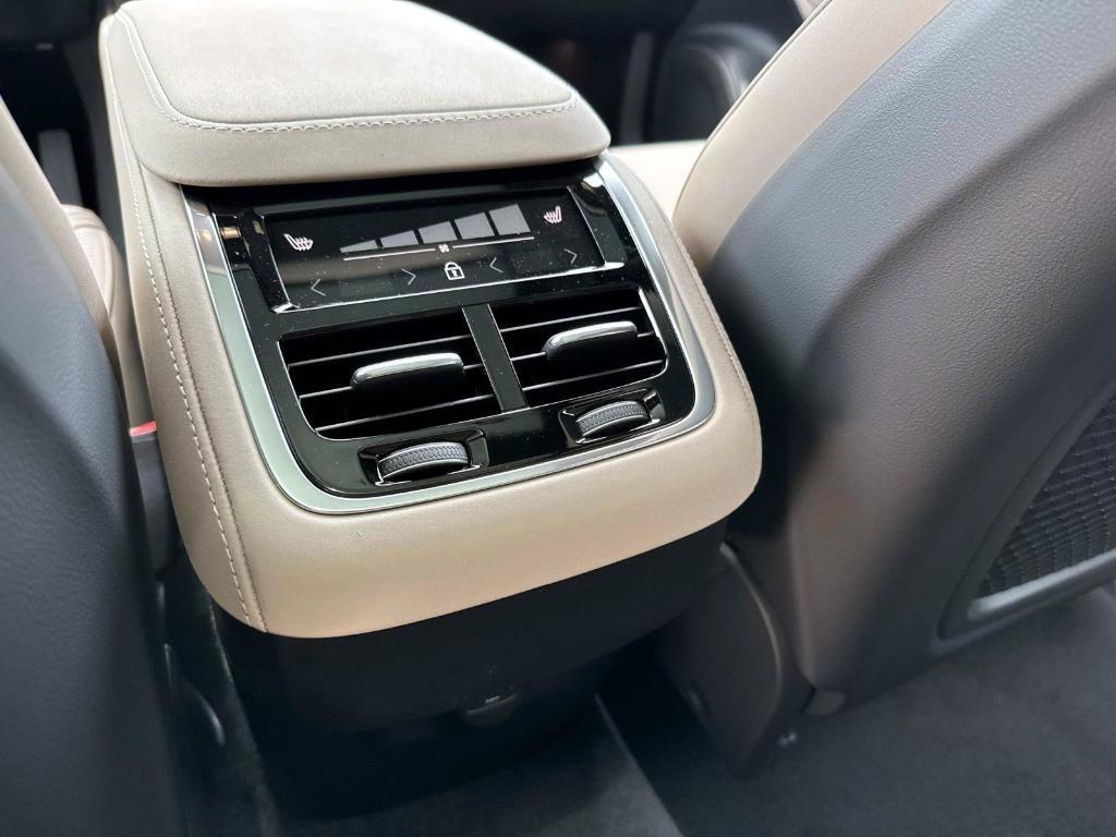 new 2026 Volvo XC90 car, priced at $67,275