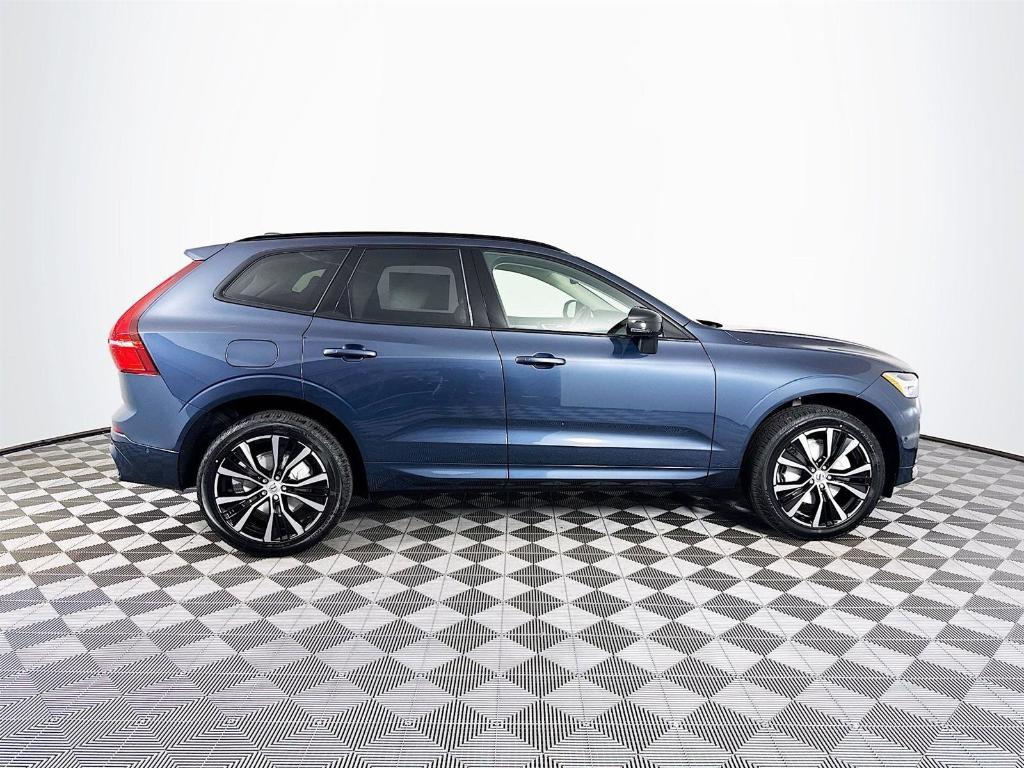 new 2025 Volvo XC60 car, priced at $54,610