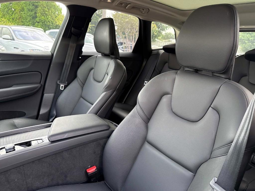 new 2025 Volvo XC60 car, priced at $54,975