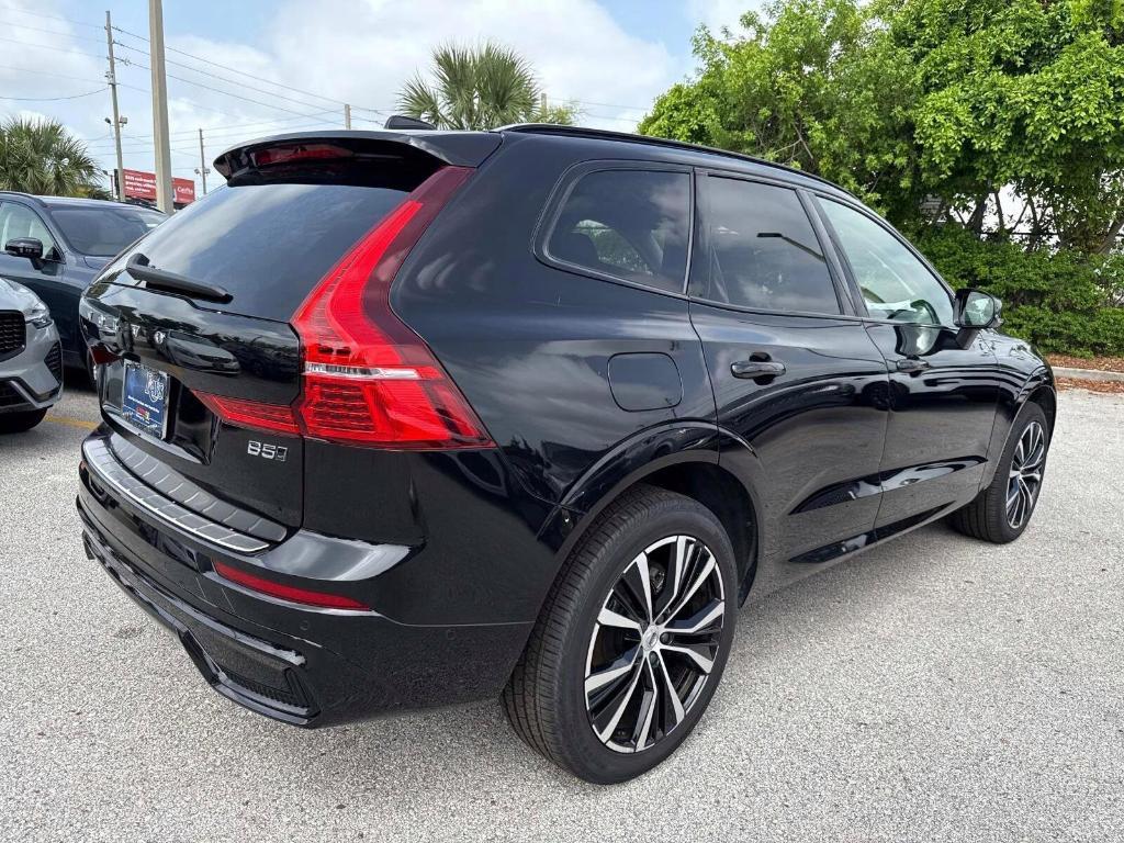 new 2025 Volvo XC60 car, priced at $54,975