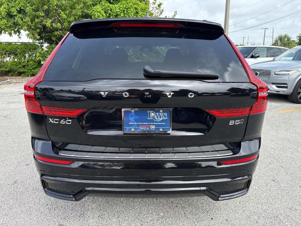 new 2025 Volvo XC60 car, priced at $51,975