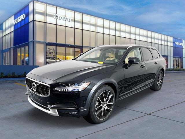 used 2020 Volvo V90 Cross Country car, priced at $39,991