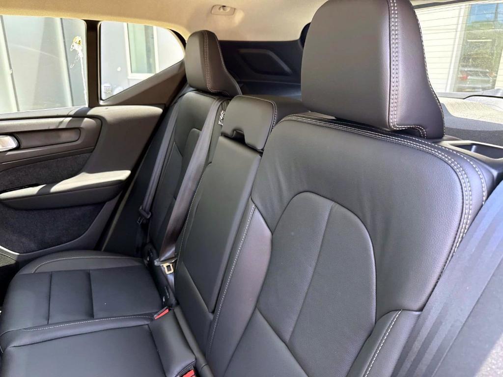 new 2025 Volvo XC40 car, priced at $42,642
