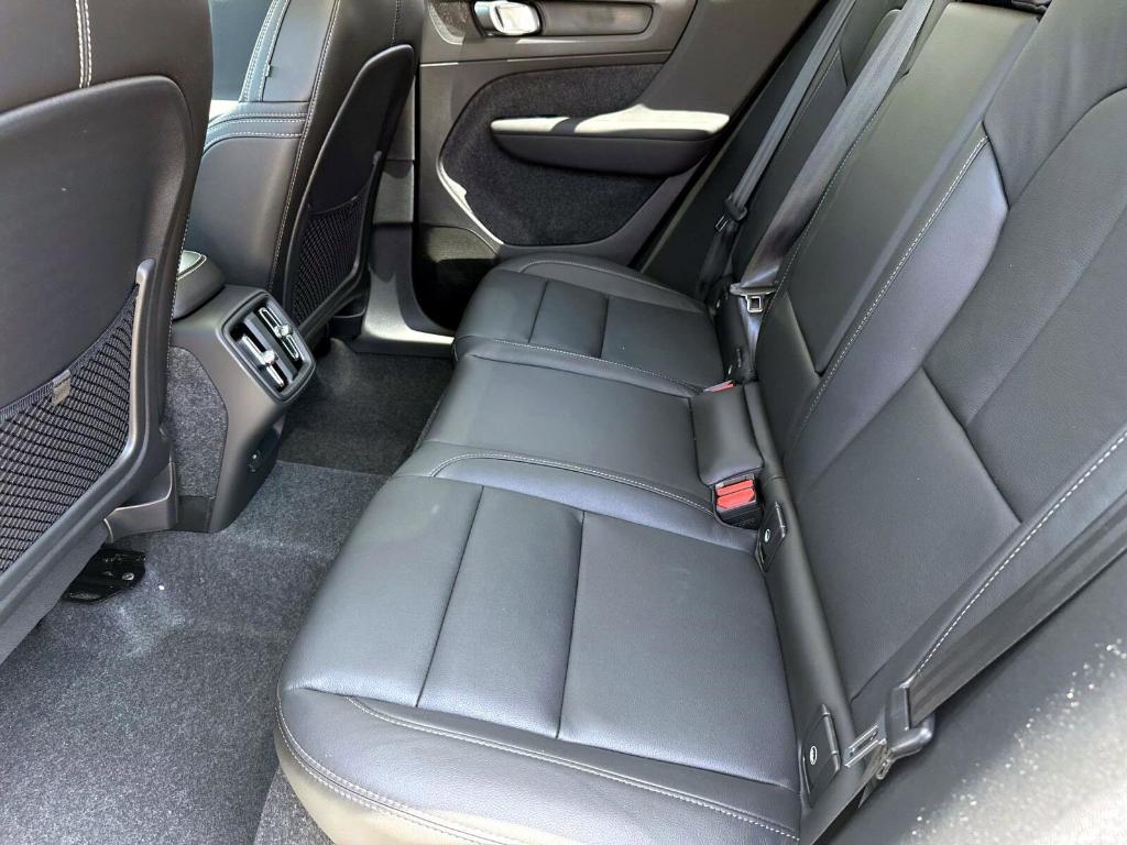 new 2025 Volvo XC40 car, priced at $45,485