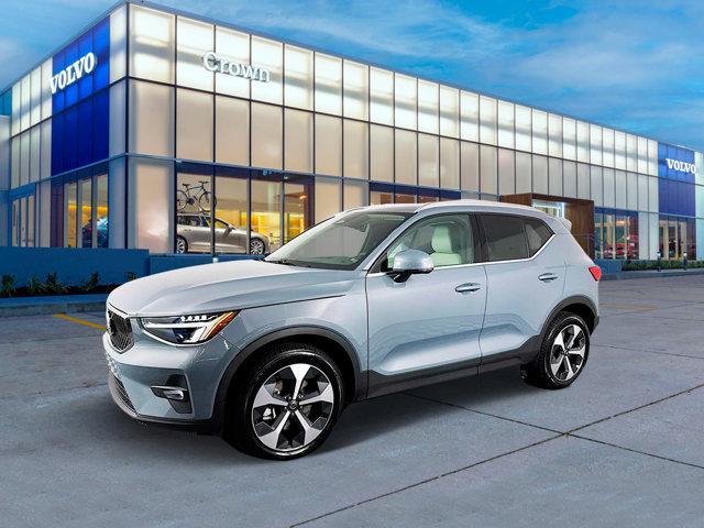 used 2023 Volvo XC40 car, priced at $35,991