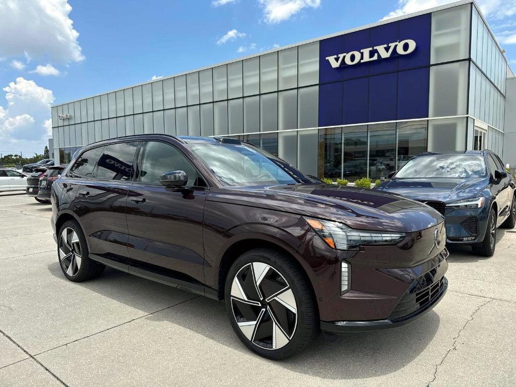 new 2025 Volvo EX90 car, priced at $89,140