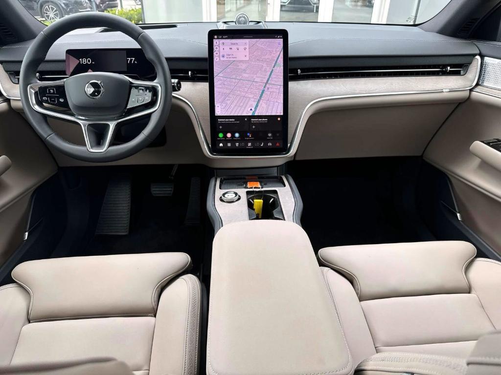 new 2025 Volvo EX90 car, priced at $89,140