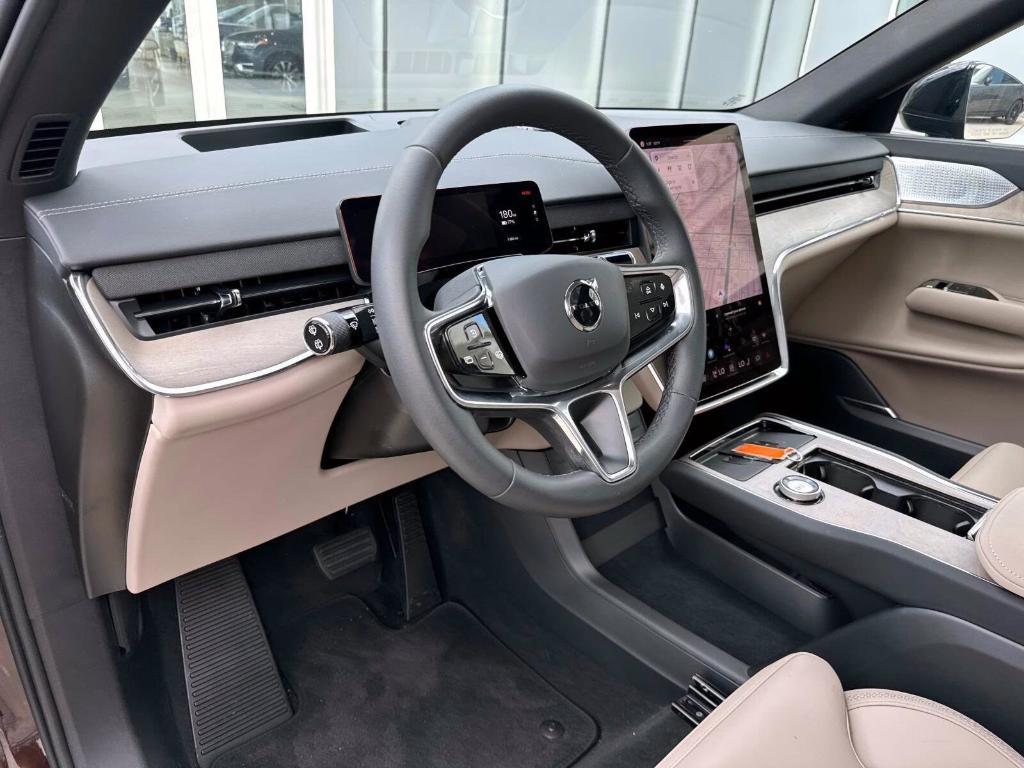new 2025 Volvo EX90 car, priced at $89,140