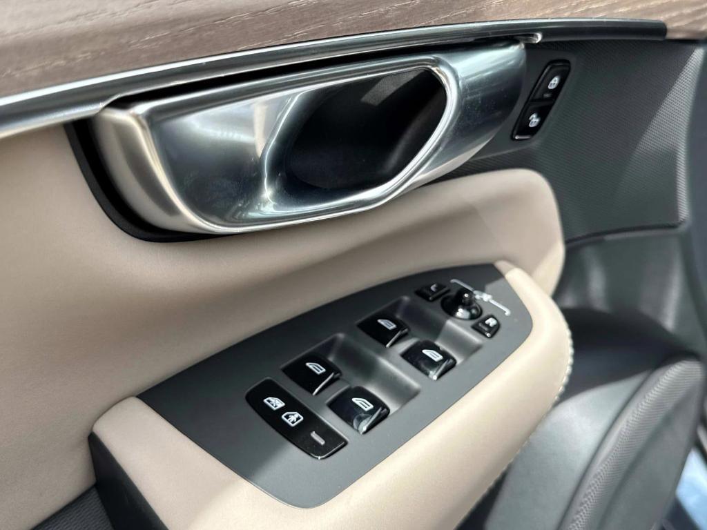 new 2026 Volvo XC90 car, priced at $71,825