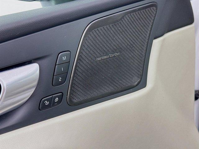 used 2024 Volvo XC60 car, priced at $37,491