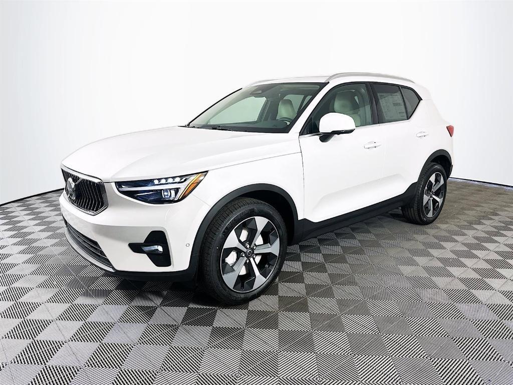 new 2025 Volvo XC40 car, priced at $48,315