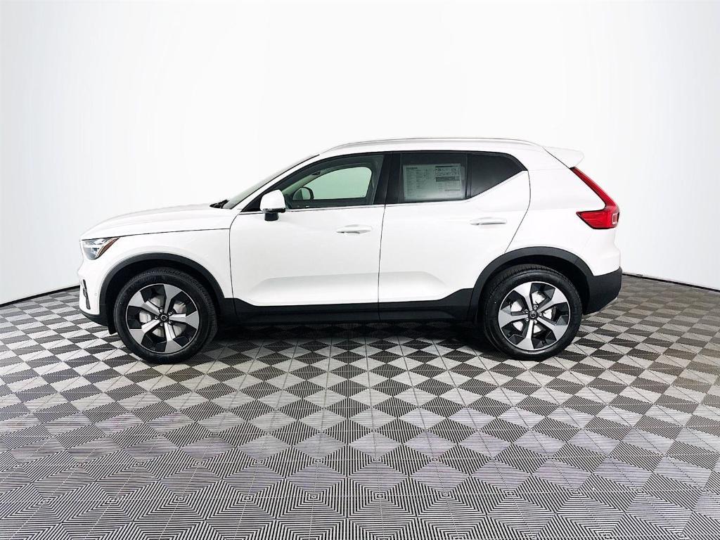 new 2025 Volvo XC40 car, priced at $48,315