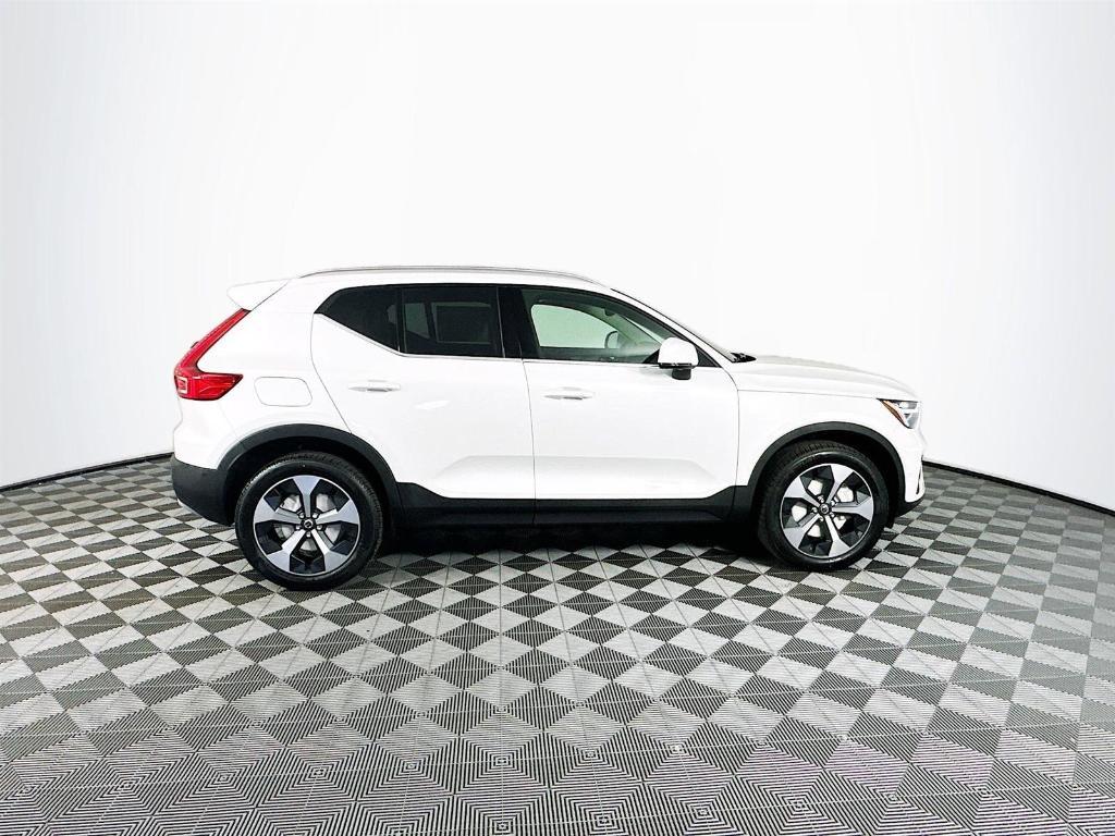 new 2025 Volvo XC40 car, priced at $48,315