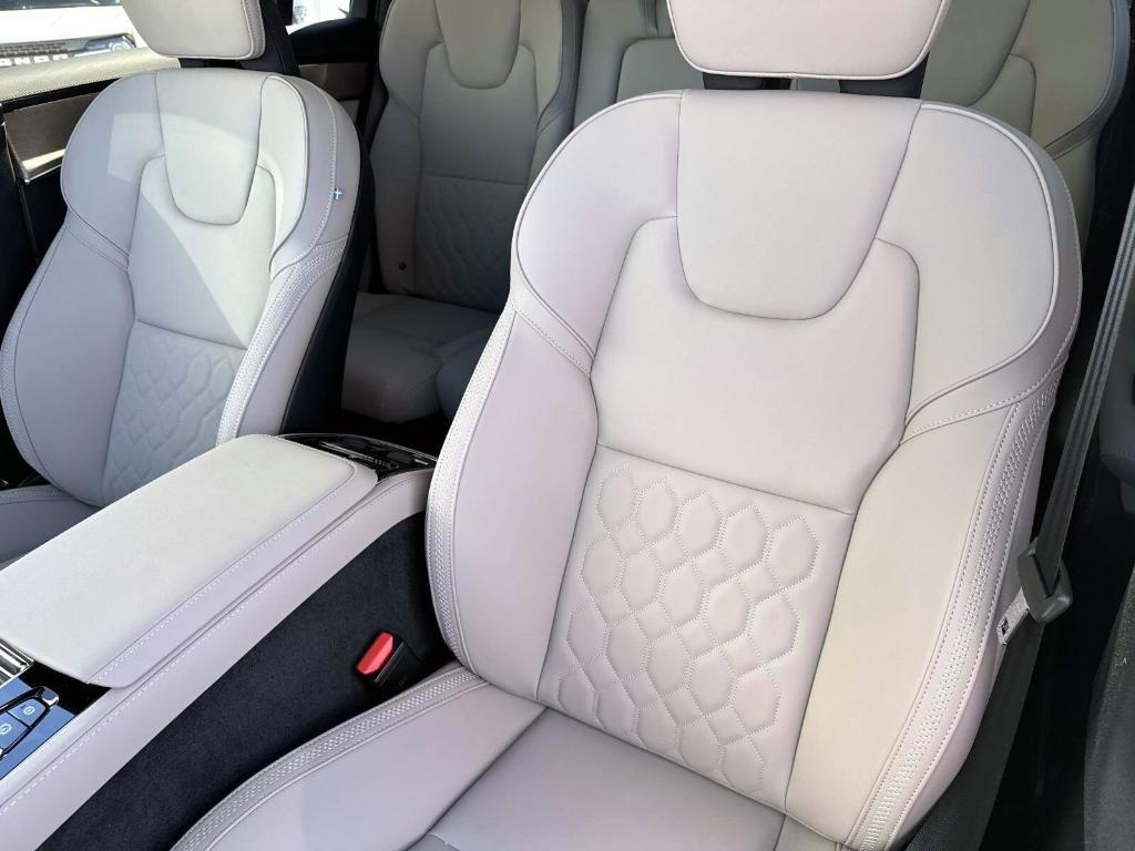 new 2026 Volvo XC90 car, priced at $61,338