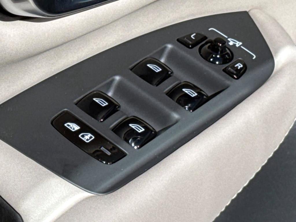 new 2026 Volvo XC90 car, priced at $61,338