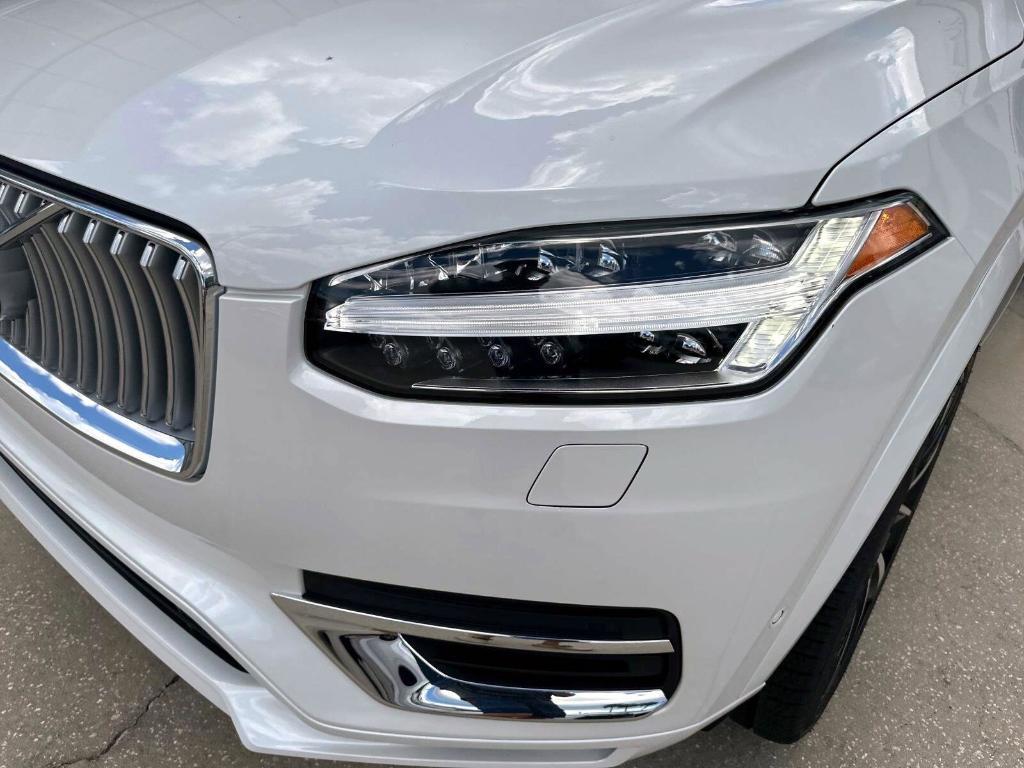 new 2025 Volvo XC90 car, priced at $67,265