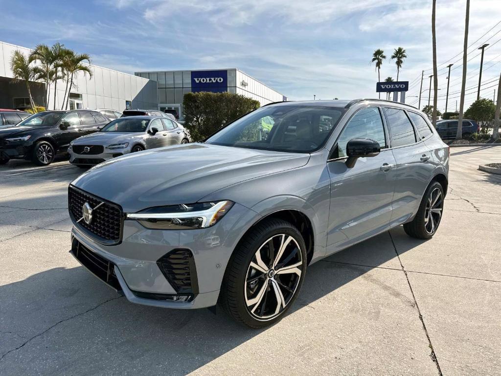 new 2025 Volvo XC60 car, priced at $59,885