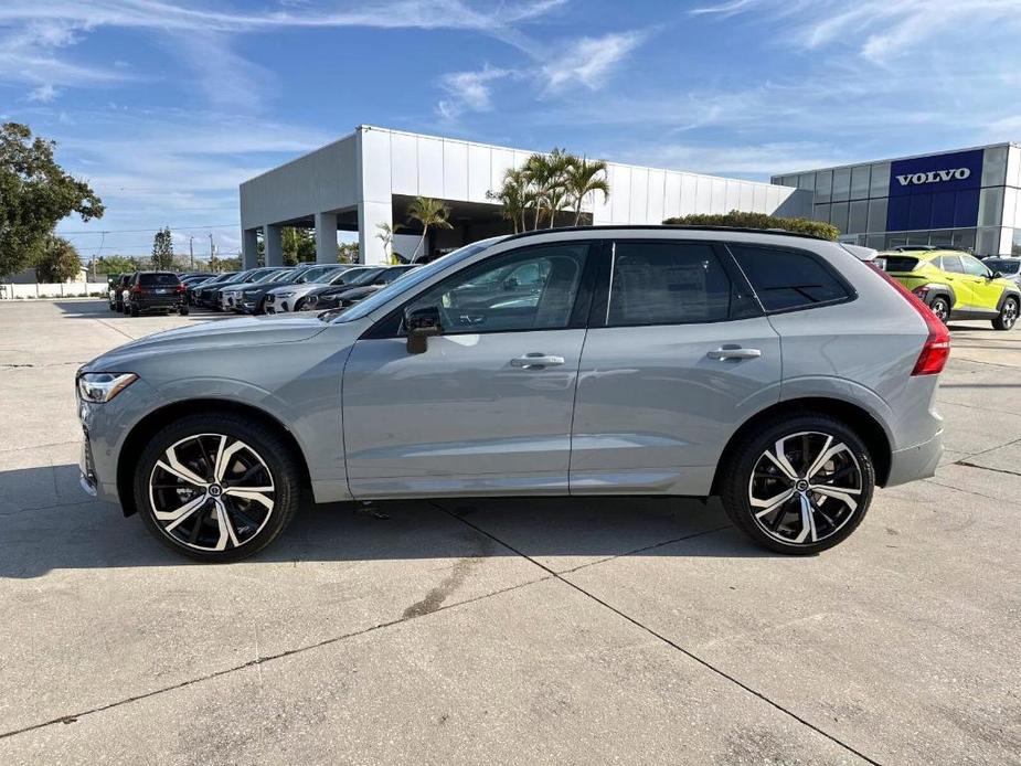 new 2025 Volvo XC60 car, priced at $59,885