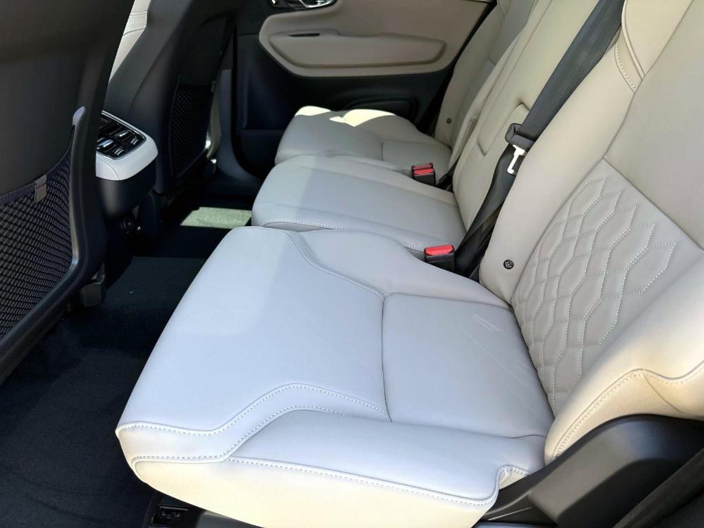new 2025 Volvo XC90 car, priced at $61,795