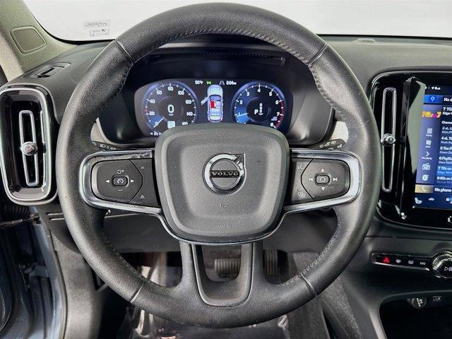 used 2021 Volvo XC40 car, priced at $25,491