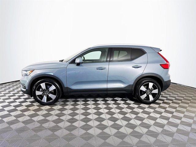 used 2021 Volvo XC40 car, priced at $25,491