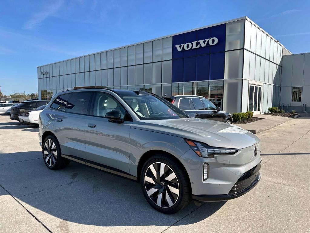 new 2025 Volvo EX90 car, priced at $85,640