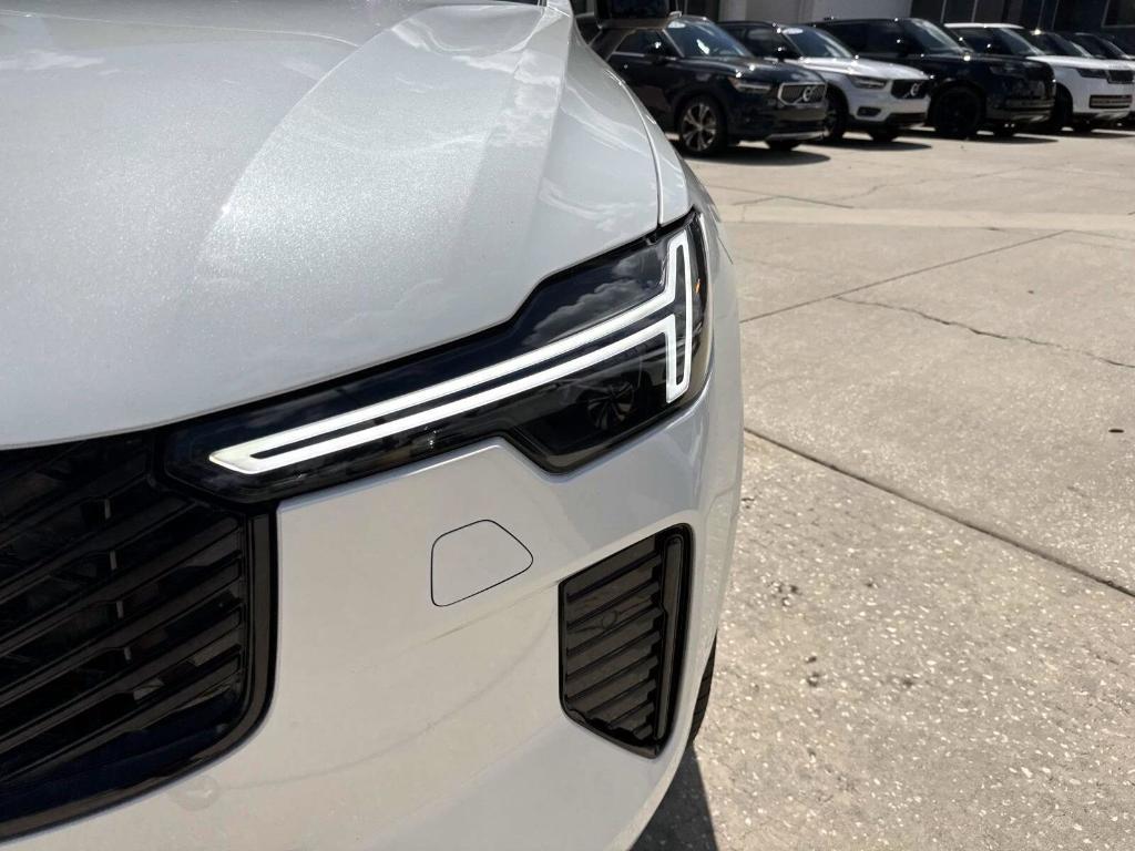 new 2026 Volvo XC90 Plug-In Hybrid car, priced at $85,625