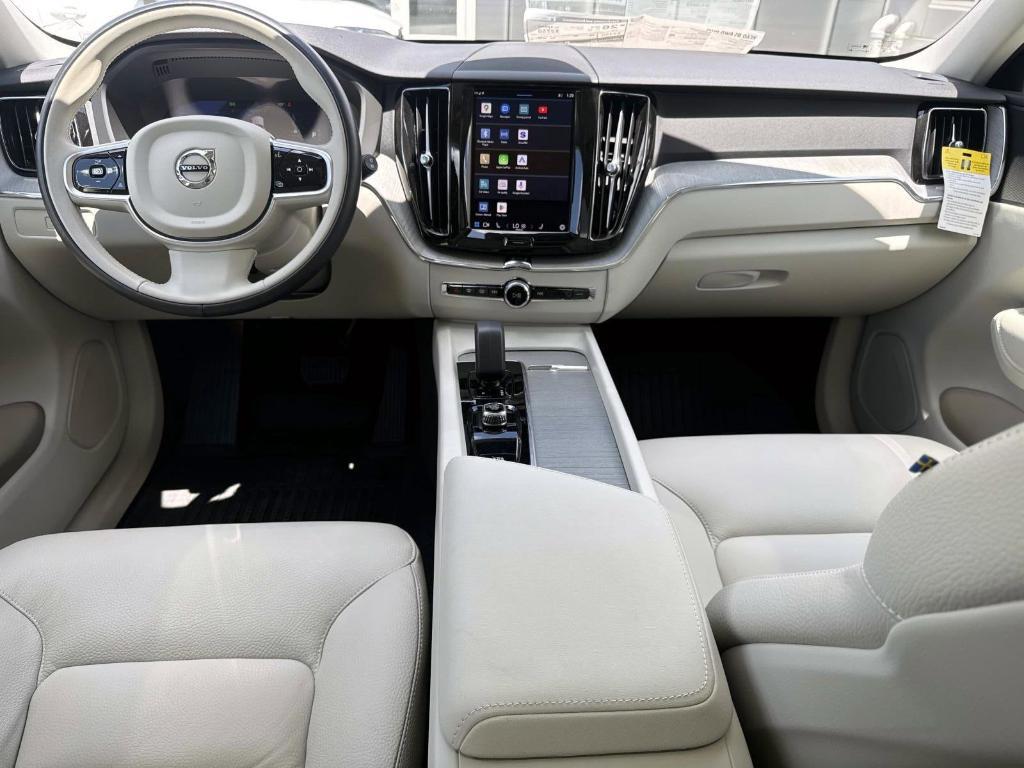 new 2025 Volvo XC60 car, priced at $45,225