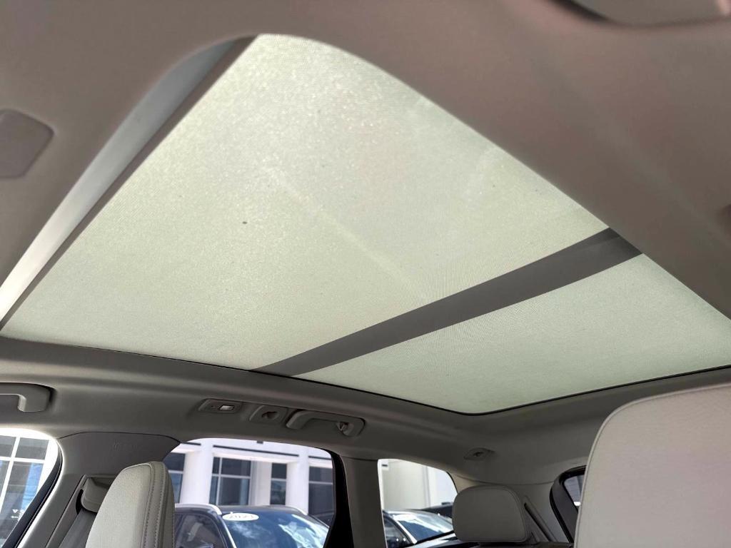 new 2025 Volvo XC60 car, priced at $45,225