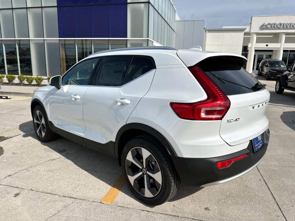 new 2025 Volvo XC40 car, priced at $44,845