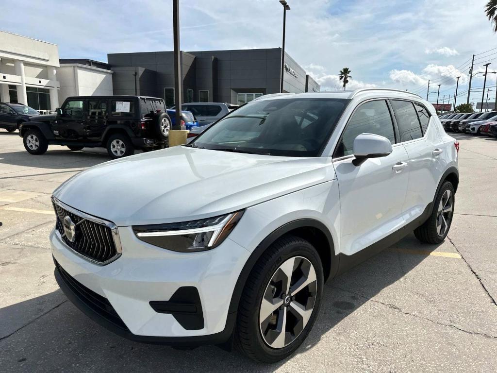 new 2025 Volvo XC40 car, priced at $44,845