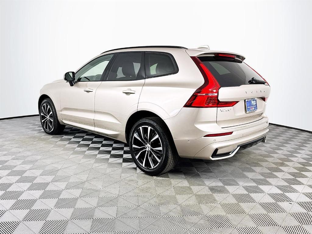 new 2025 Volvo XC60 car, priced at $54,975