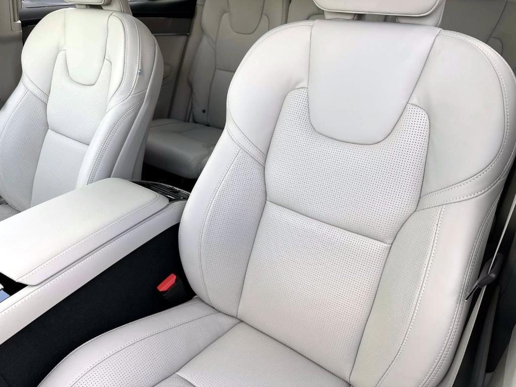 new 2026 Volvo XC90 car, priced at $72,900