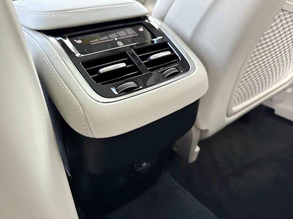 new 2026 Volvo XC90 car, priced at $72,900