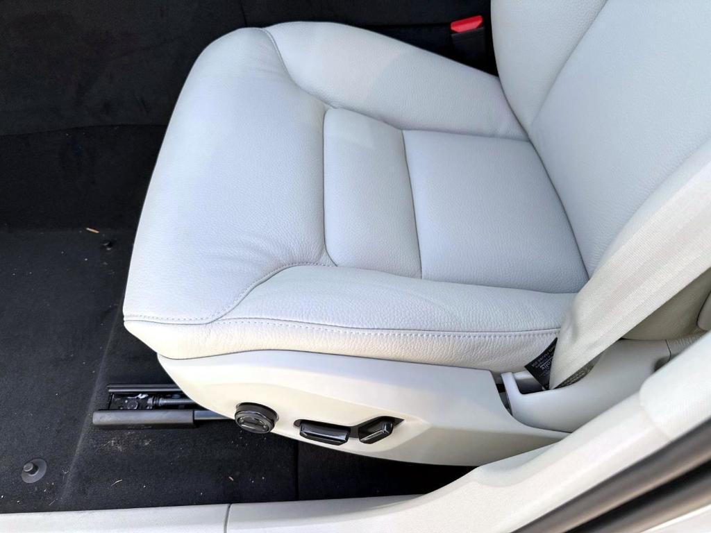 new 2025 Volvo XC60 Plug-In Hybrid car, priced at $66,260