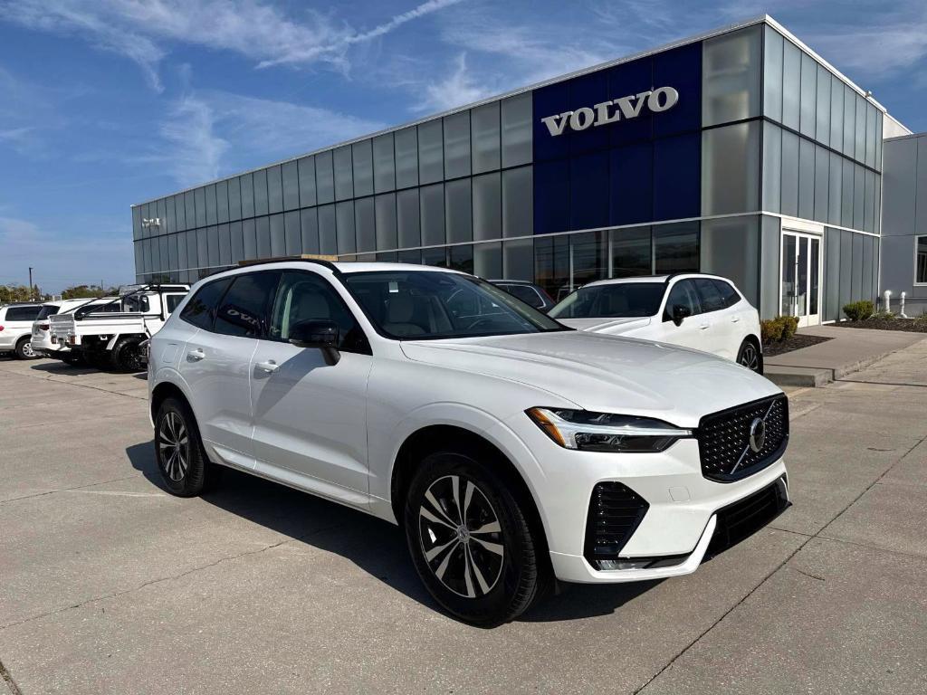 new 2025 Volvo XC60 car, priced at $49,525