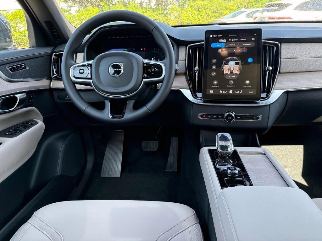new 2025 Volvo XC90 car, priced at $60,245
