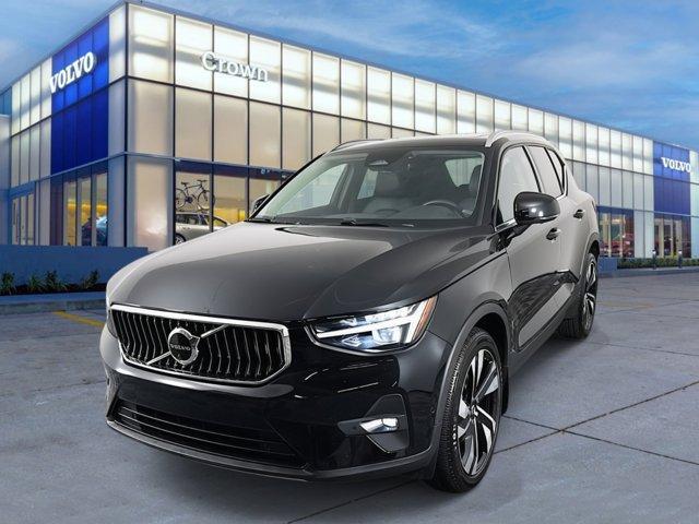used 2023 Volvo XC40 car, priced at $32,500
